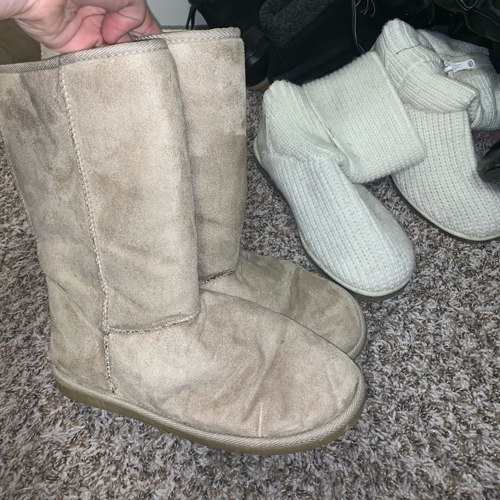 Tan ugh knock off boots